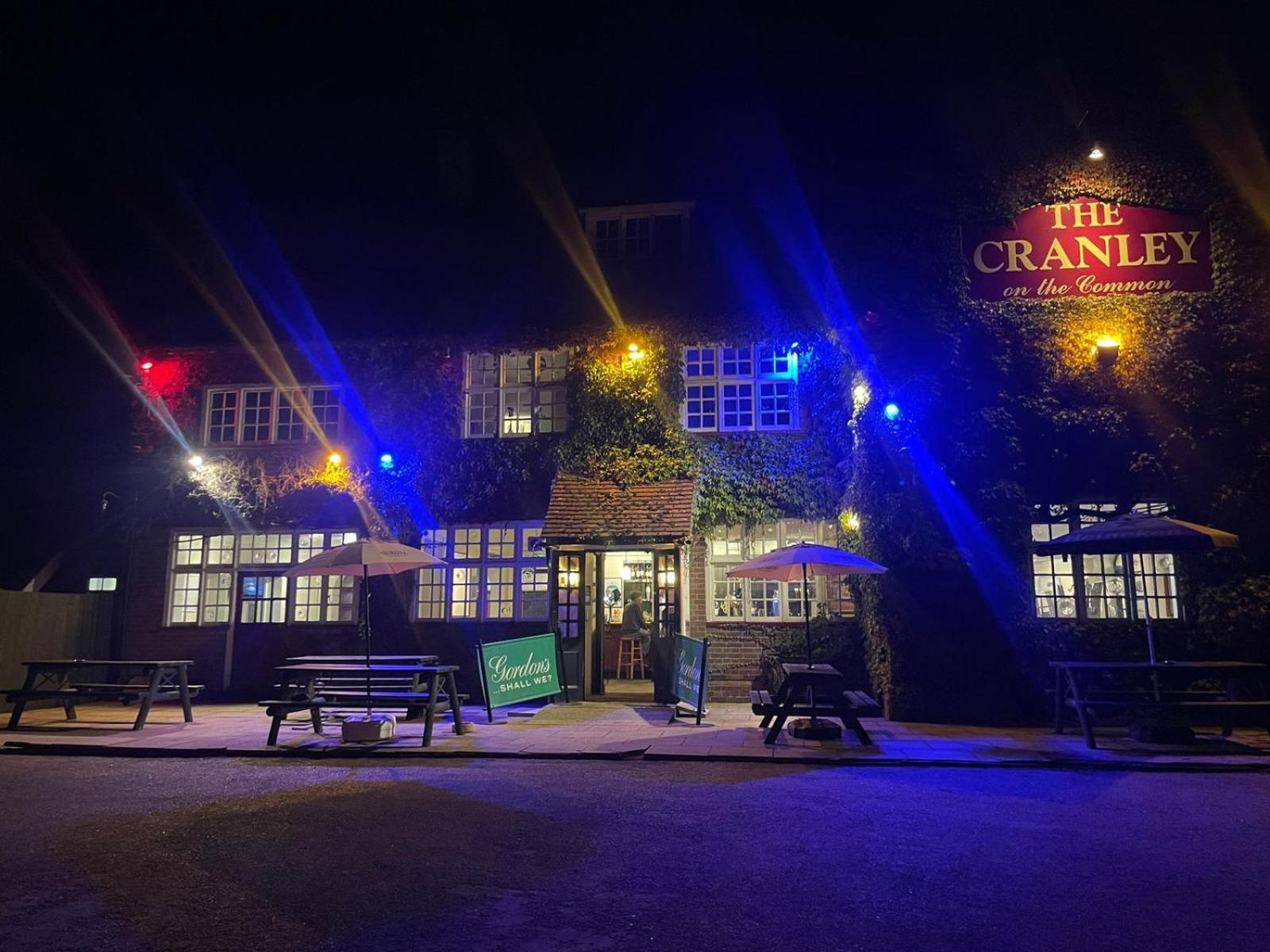 The Cranley Hotel Cranleigh Exterior photo